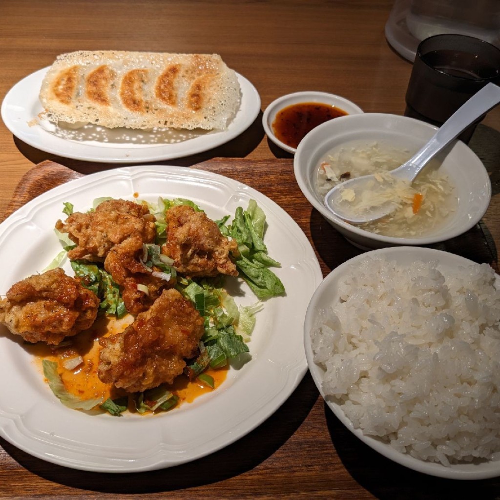 ユーザーが投稿したユーリンチーセット(油林鳥・餃子)の写真 - 実際訪問したユーザーが直接撮影して投稿した港町餃子関内餃子軒の写真