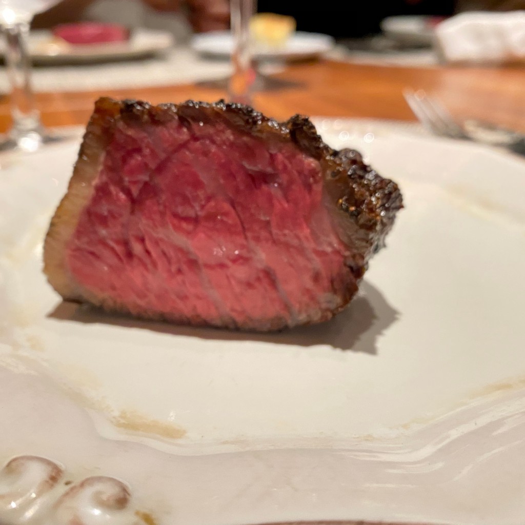 ユーザーが投稿した三田牛のステーキの写真 - 実際訪問したユーザーが直接撮影して投稿した西麻布ビストログルマンディーズの写真