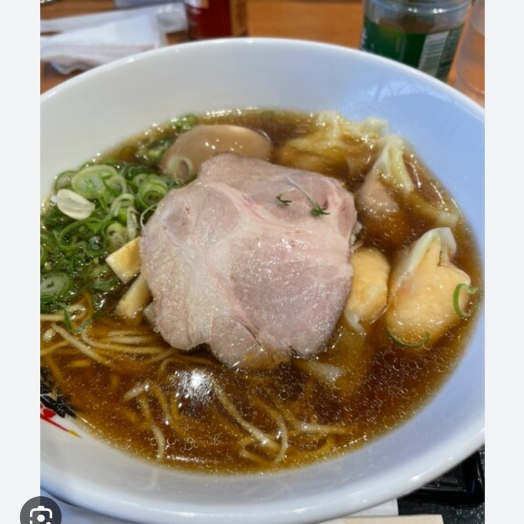 ユーザーが投稿した醤油チャーシュー麺の写真 - 実際訪問したユーザーが直接撮影して投稿した羽田空港ラーメン専門店らぁ麺 鶏だし屋の写真