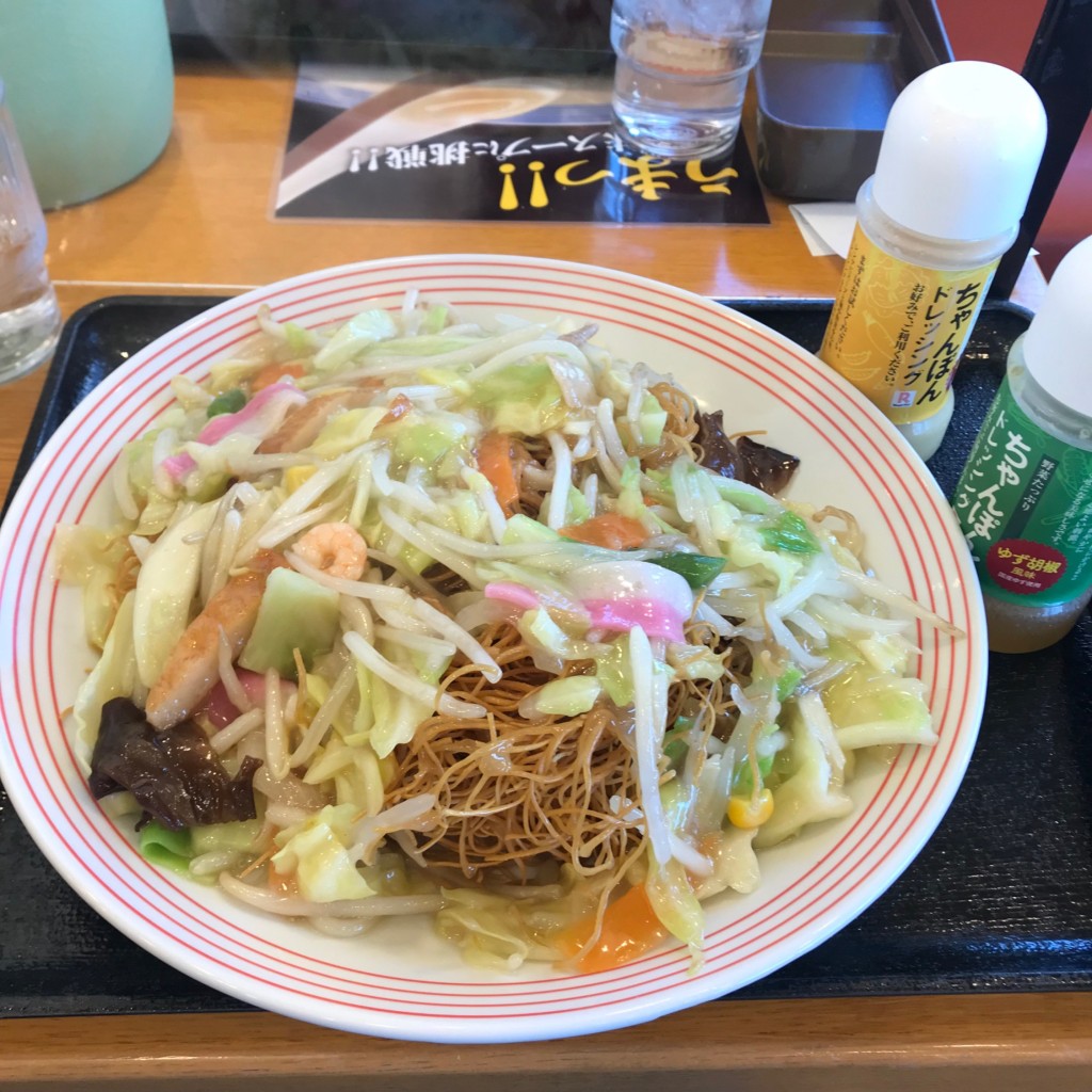 ユーザーが投稿した野菜たっぷり皿うどんの写真 - 実際訪問したユーザーが直接撮影して投稿した宿町ちゃんぽんリンガーハット 長崎宿町店の写真
