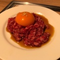 ユッケ - 実際訪問したユーザーが直接撮影して投稿した歌舞伎町焼肉個室焼肉 NO MEAT,NO LIFE.6xの写真のメニュー情報