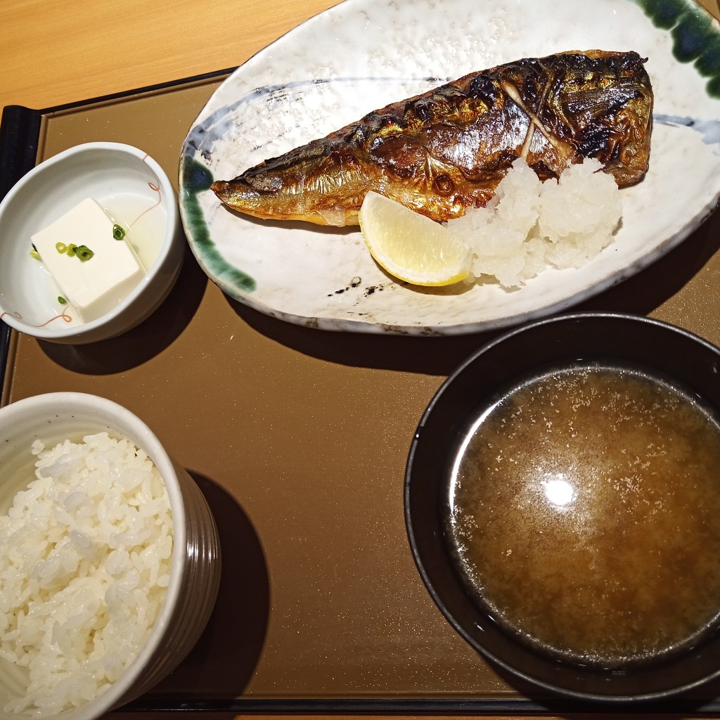 ユーザーが投稿したサバの塩焼定食の写真 - 実際訪問したユーザーが直接撮影して投稿した七栄定食屋やよい軒 富里店の写真