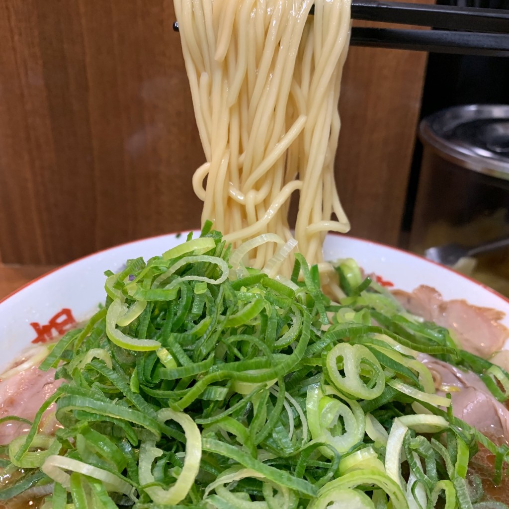 ユーザーが投稿したラーメン 九条ネギの写真 - 実際訪問したユーザーが直接撮影して投稿した新宿ラーメン専門店本家 第一旭 新宿店の写真