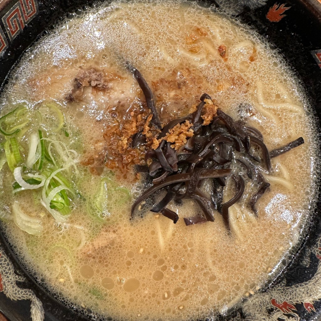 ユーザーが投稿した豚とろラーメンの写真 - 実際訪問したユーザーが直接撮影して投稿した中央町ラーメン専門店豚とろラーメン 中央駅前店の写真