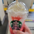 Tスターバックスストロベリーフラペチーノ - 実際訪問したユーザーが直接撮影して投稿した高田馬場カフェスターバックスコーヒー 西武高田馬場駅店の写真のメニュー情報