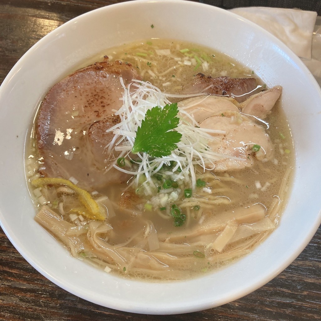 ユーザーが投稿したラーメンの写真 - 実際訪問したユーザーが直接撮影して投稿した越ヶ谷ラーメン専門店こむぎの写真