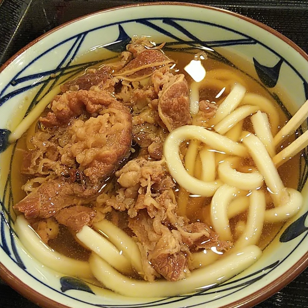 ユーザーが投稿した肉かけうどんの写真 - 実際訪問したユーザーが直接撮影して投稿した渋谷うどん丸亀製麺 渋谷メトロプラザ店の写真