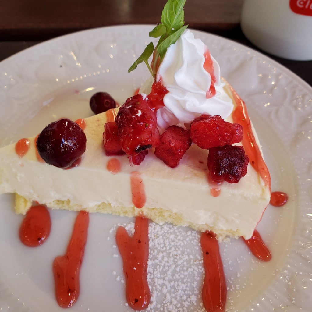 ユーザーが投稿したクリームチーズケーキの写真 - 実際訪問したユーザーが直接撮影して投稿した神宮前カフェMIZUcafé PRODUCED BY Cleansuiの写真