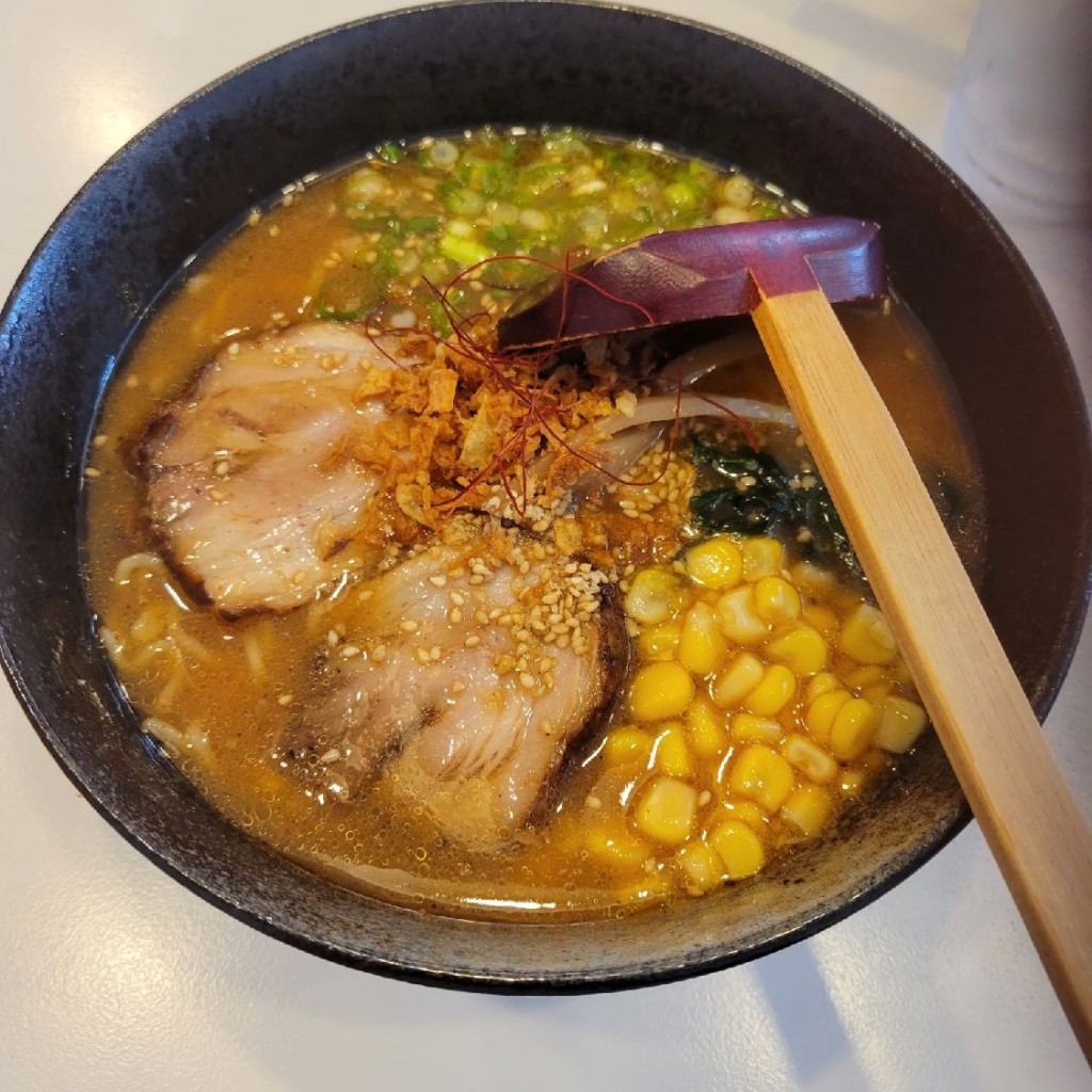 ユーザーが投稿したラーメンの写真 - 実際訪問したユーザーが直接撮影して投稿した丸之内ラーメン / つけ麺自家製手もみ麺 ラーメン いたろうの写真