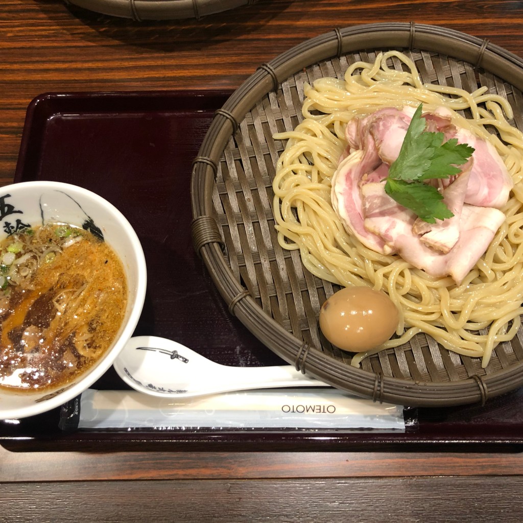 Machilda_さんが投稿した西新宿ラーメン専門店のお店麺屋武蔵 五輪洞/メンヤムサシ ゴリンドウテンの写真