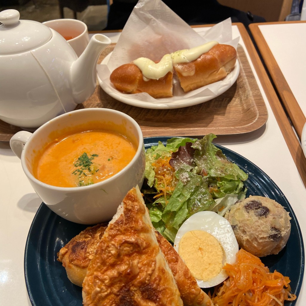 ユーザーが投稿した具だくさん!食べるスーププレートの写真 - 実際訪問したユーザーが直接撮影して投稿した三宮町ベーカリー神戸グーテ 本店の写真