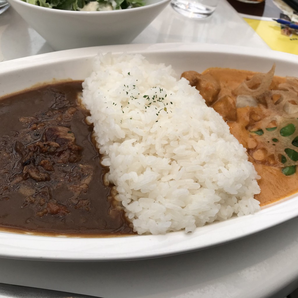 ユーザーが投稿したあいがけカレーの写真 - 実際訪問したユーザーが直接撮影して投稿した博労町イタリアンCAFE GARB 南船場の写真