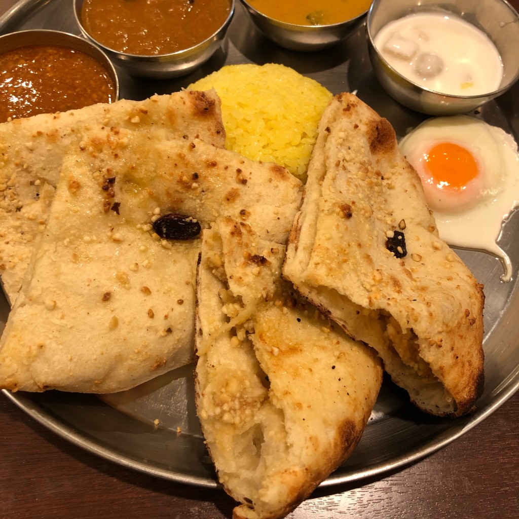 hirosuke子さんが投稿した西新宿カレーのお店インド定食ターリー屋 新宿西口店/インドテイショクターリーヤ シンジュクニシグチテンの写真