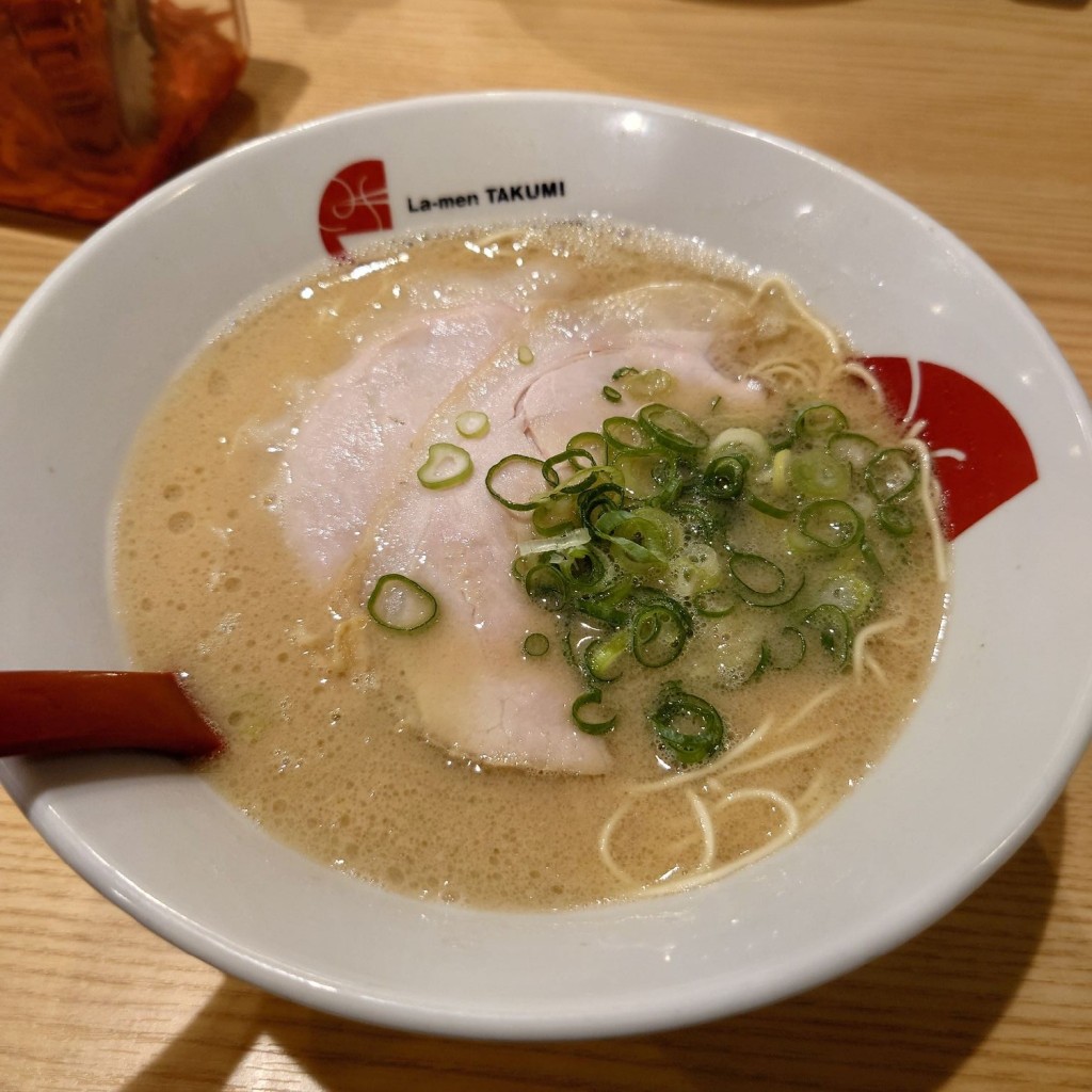 ぽぺぷぴぱさんが投稿した東深津町ラーメン専門店のお店ラーメン匠 深津本店/ラーメンタクミフカツホンテンの写真