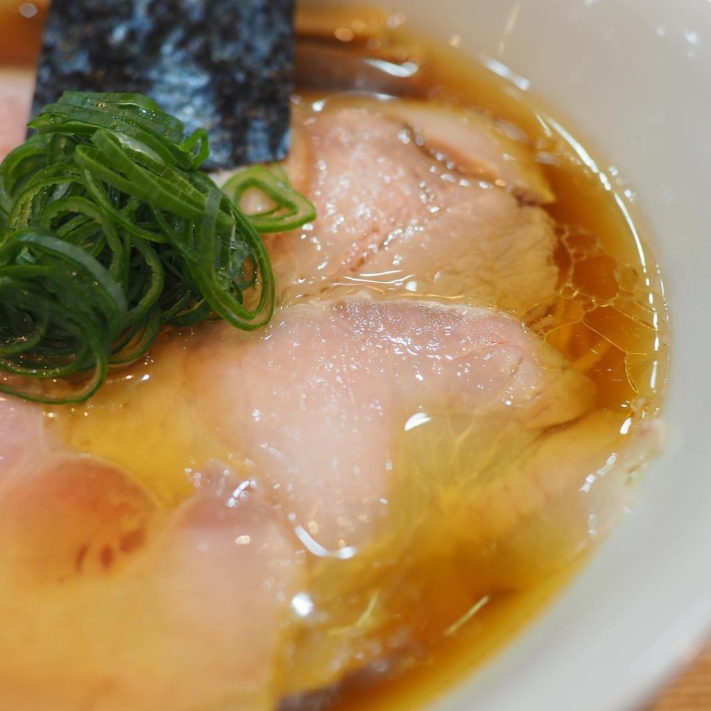 ユーザーが投稿したしょうゆチャーシュー麺の写真 - 実際訪問したユーザーが直接撮影して投稿した土肥ラーメン / つけ麺らぁ麺屋 飯田商店の写真