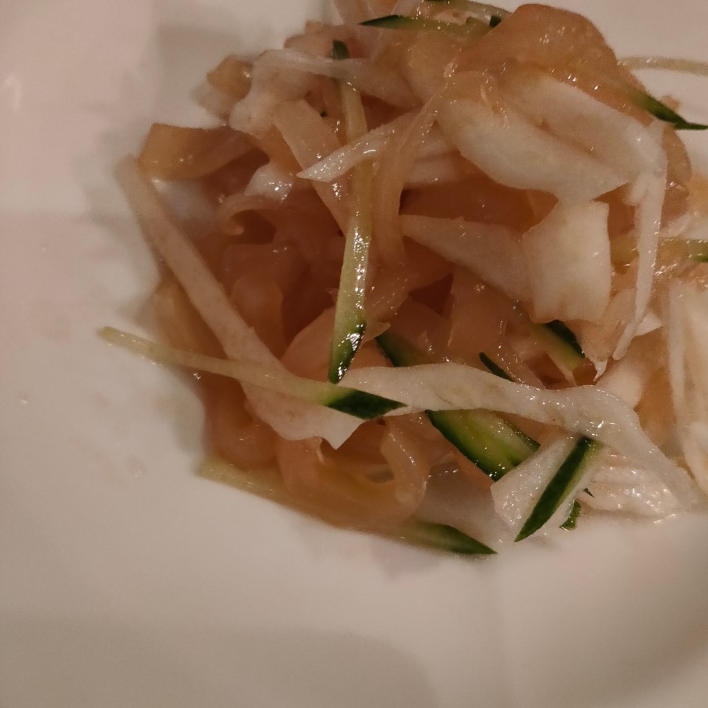 ユーザーが投稿したクラゲと白菜の和え物の写真 - 実際訪問したユーザーが直接撮影して投稿した宮本町担々麺中華キッチン ぐらの写真