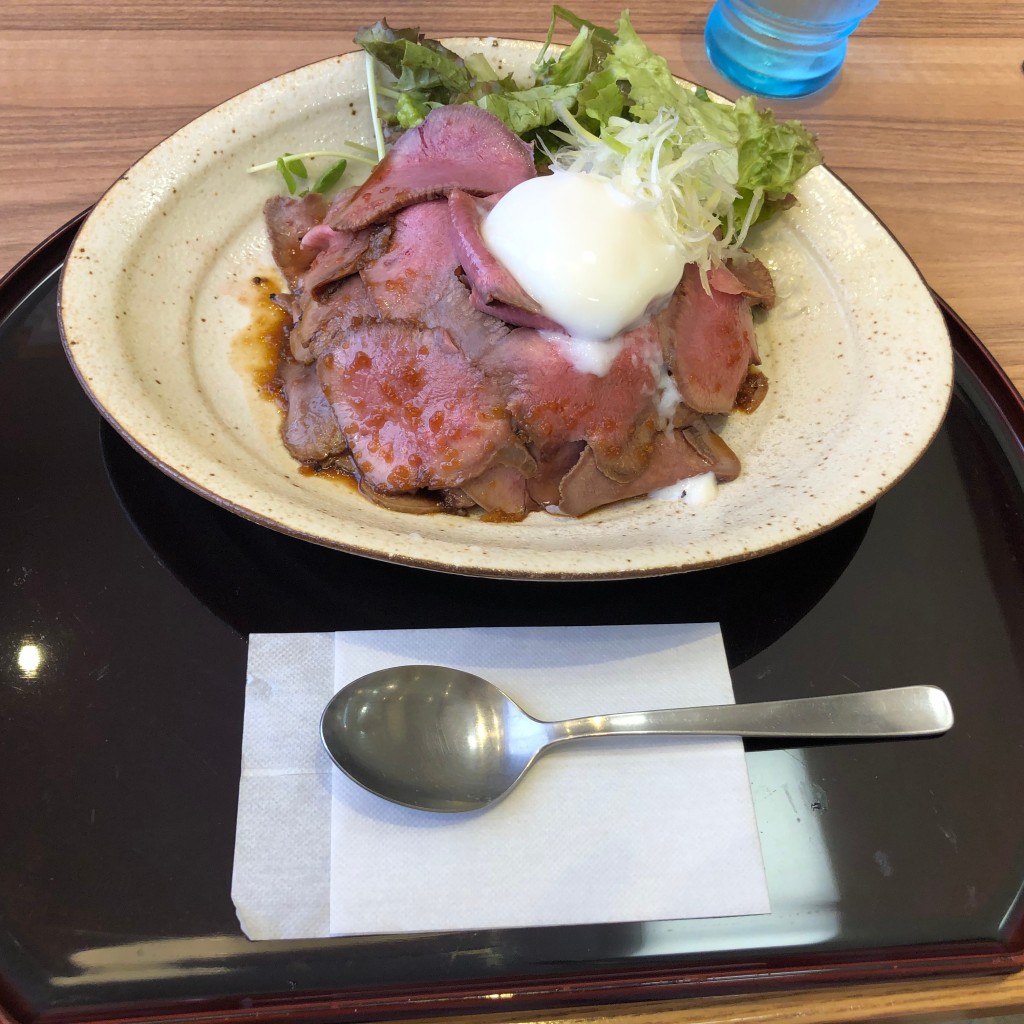 ユーザーが投稿したローストビーフ丼の写真 - 実際訪問したユーザーが直接撮影して投稿した宝町ステーキたんとと和くら ゆめタウン呉店の写真