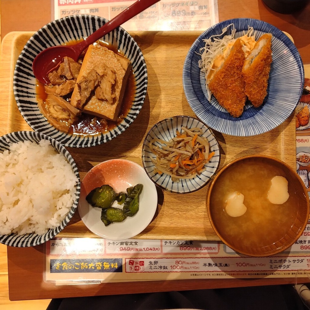 ユーザーが投稿した肉豆冨定食(黒)の写真 - 実際訪問したユーザーが直接撮影して投稿した新子安居酒屋大衆食堂 安べゑ 新子安店の写真