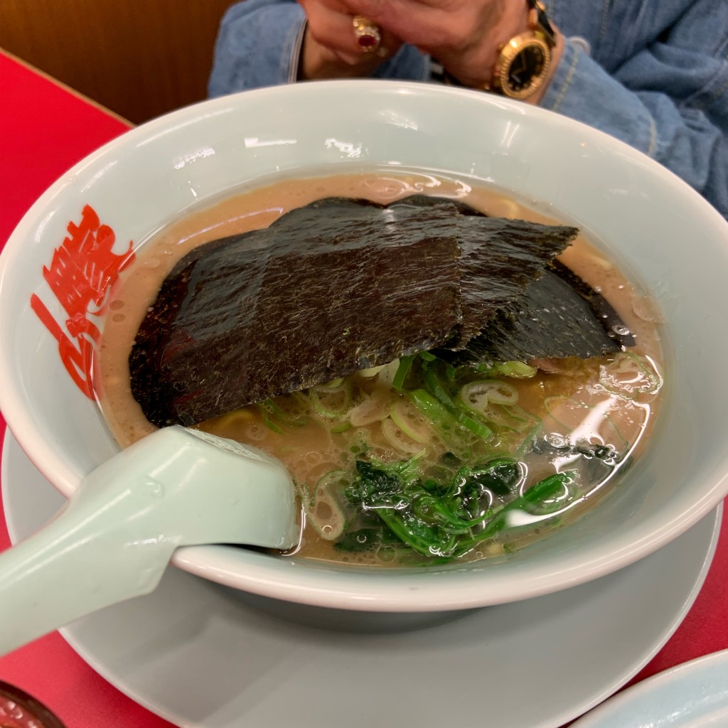 ユーザーが投稿した醤油ラーメンの写真 - 実際訪問したユーザーが直接撮影して投稿した若松町ラーメン専門店ラーメン山岡家 富良野店の写真