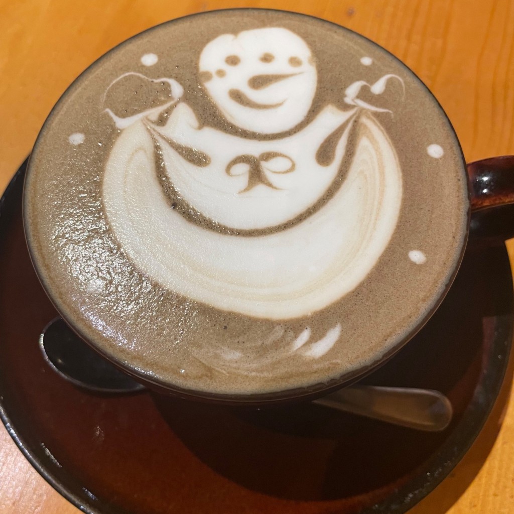 ユーザーが投稿した深煎り焙じ茶ラテの写真 - 実際訪問したユーザーが直接撮影して投稿した西本町カフェブラックスミスコーヒー 西本町店の写真