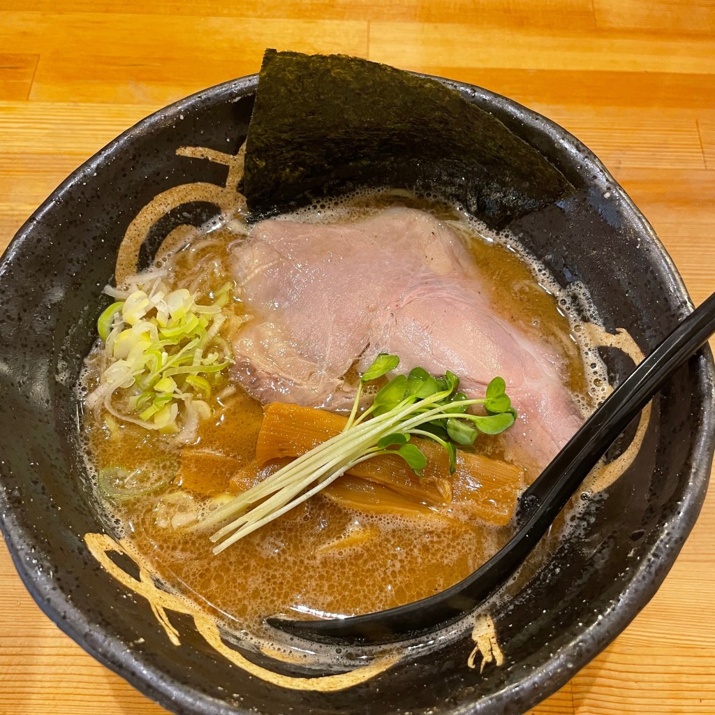 食いしんぼうよっちゃんさんが投稿した千里山東ラーメン専門店のお店麺屋 蝉 関大前店/メンヤ セミ カンダイマエテンの写真