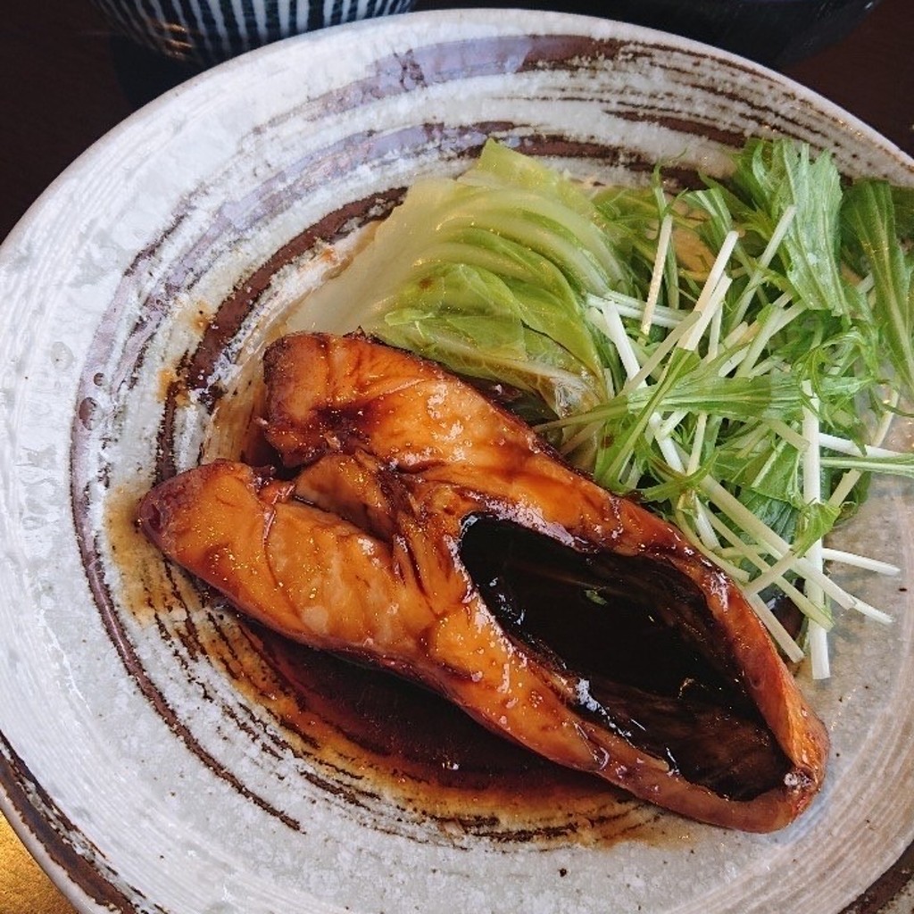 ユーザーが投稿したきんめ鯛煮付の写真 - 実際訪問したユーザーが直接撮影して投稿した鵠沼石上寿司寿司ダイニング甚伍朗の写真
