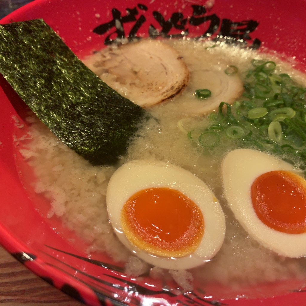 ユーザーが投稿したラーメンの写真 - 実際訪問したユーザーが直接撮影して投稿した堂山町ラーメン専門店ずんどう屋 梅田東通り店の写真