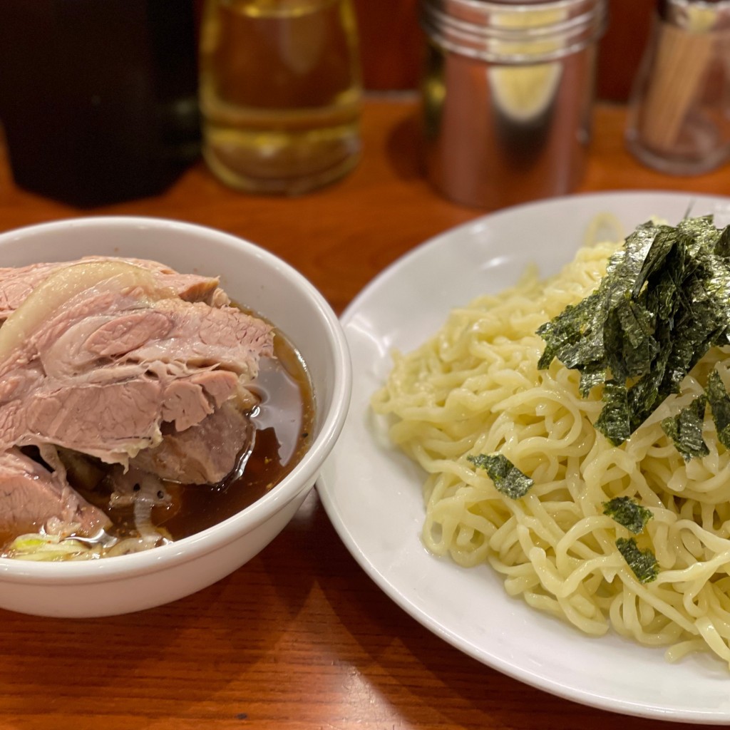 DaiKawaiさんが投稿した西新宿ラーメン / つけ麺のお店らあめん 満来/ラアメン マンライの写真