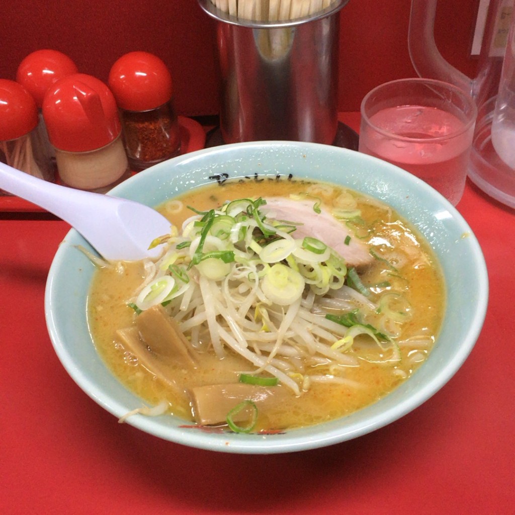 ユーザーが投稿した味噌ラーメンの写真 - 実際訪問したユーザーが直接撮影して投稿した二条通ラーメン専門店旭川ラーメン 梅光軒 旭川本店の写真