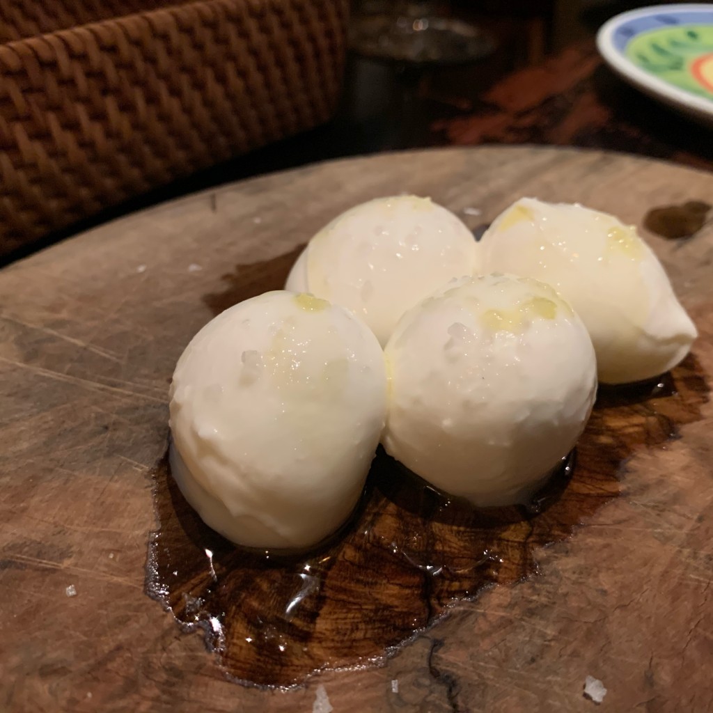 ユーザーが投稿したモッツァレラチーズの写真 - 実際訪問したユーザーが直接撮影して投稿した三軒茶屋イタリアンli Chiassoの写真