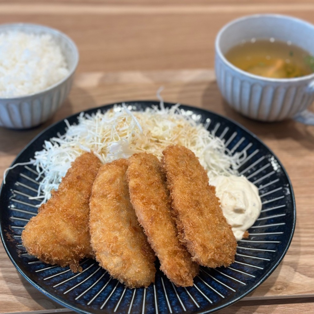 ユーザーが投稿したアジフライ食べ放題定食の写真 - 実際訪問したユーザーが直接撮影して投稿した長浜魚介 / 海鮮料理三陽食堂の写真