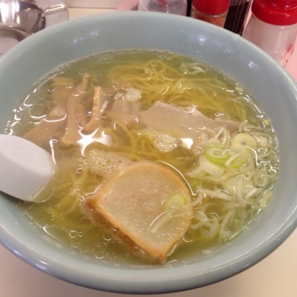 ユーザーが投稿した塩ラーメンの写真 - 実際訪問したユーザーが直接撮影して投稿した湯川町豚肉料理グリル 塩豚の写真