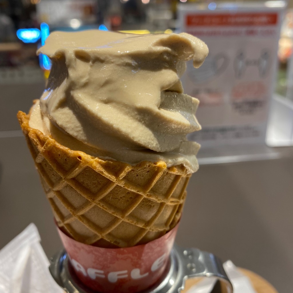 ユーザーが投稿した氷温熟成珈琲ソフトの写真 - 実際訪問したユーザーが直接撮影して投稿した中野カフェトップスキーズカフェ 中野マルイ店の写真