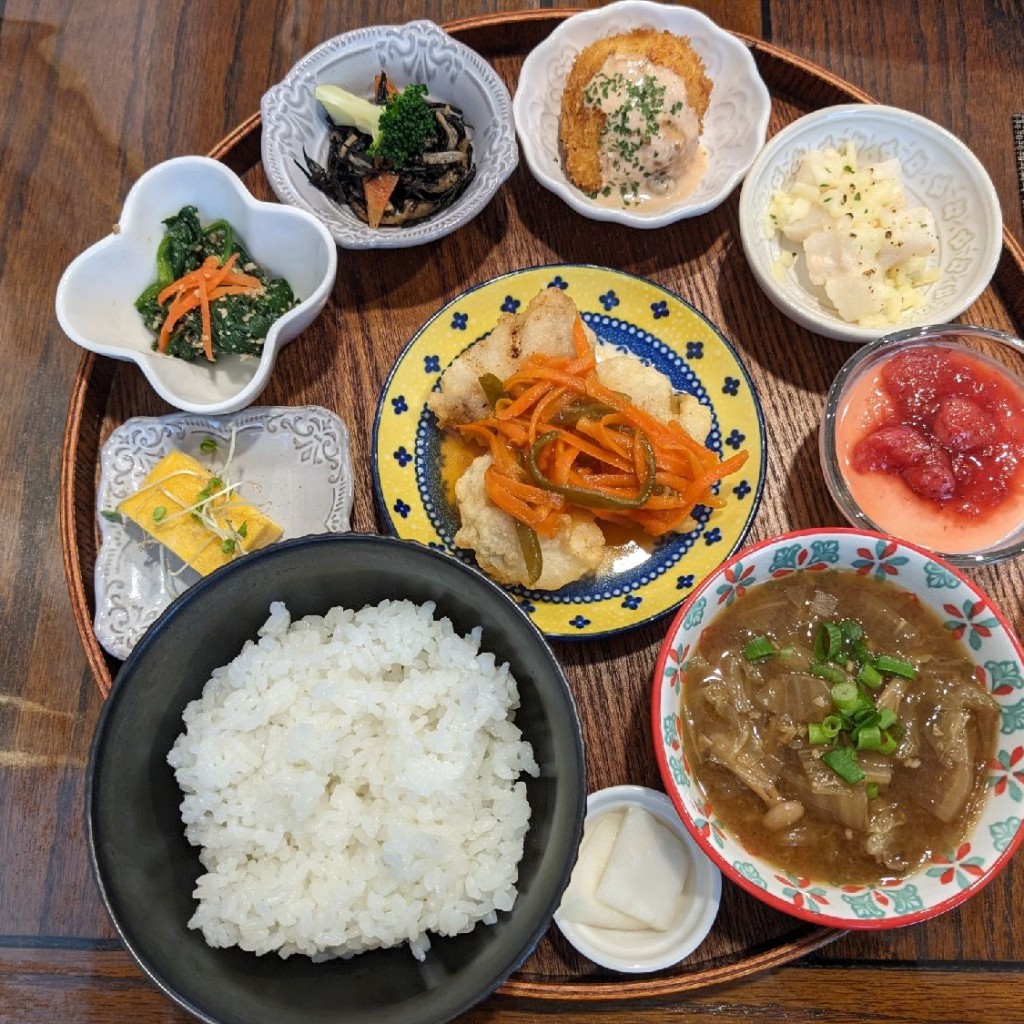 ユーザーが投稿したメインが選べるランチの写真 - 実際訪問したユーザーが直接撮影して投稿した若松町洋食TOMOEの写真