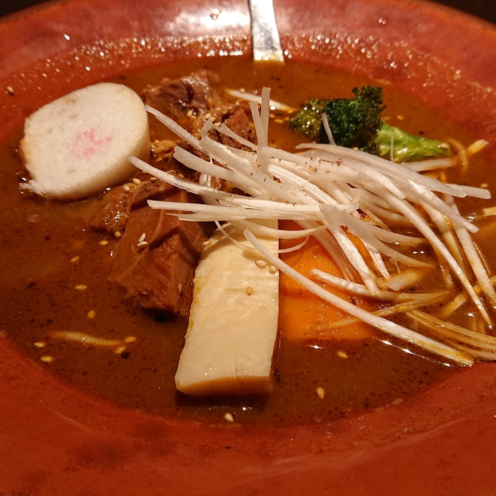 ユーザーが投稿した豚の角煮soup curry煮干しラーメンの写真 - 実際訪問したユーザーが直接撮影して投稿した北一条西スープカレースープカレー しゃば蔵の写真