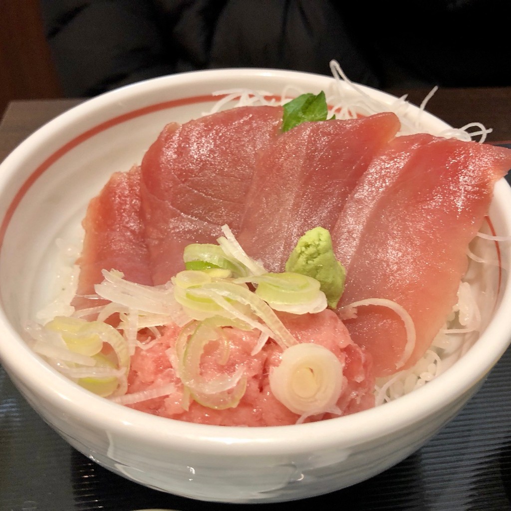 ユーザーが投稿した二色マグロ+ネギトロの写真 - 実際訪問したユーザーが直接撮影して投稿した河和田町丼もの二代目 漁すけの写真