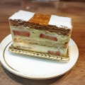 ミルフィーユ - 実際訪問したユーザーが直接撮影して投稿した中央通ケーキpatisserie LA NEIGEの写真のメニュー情報