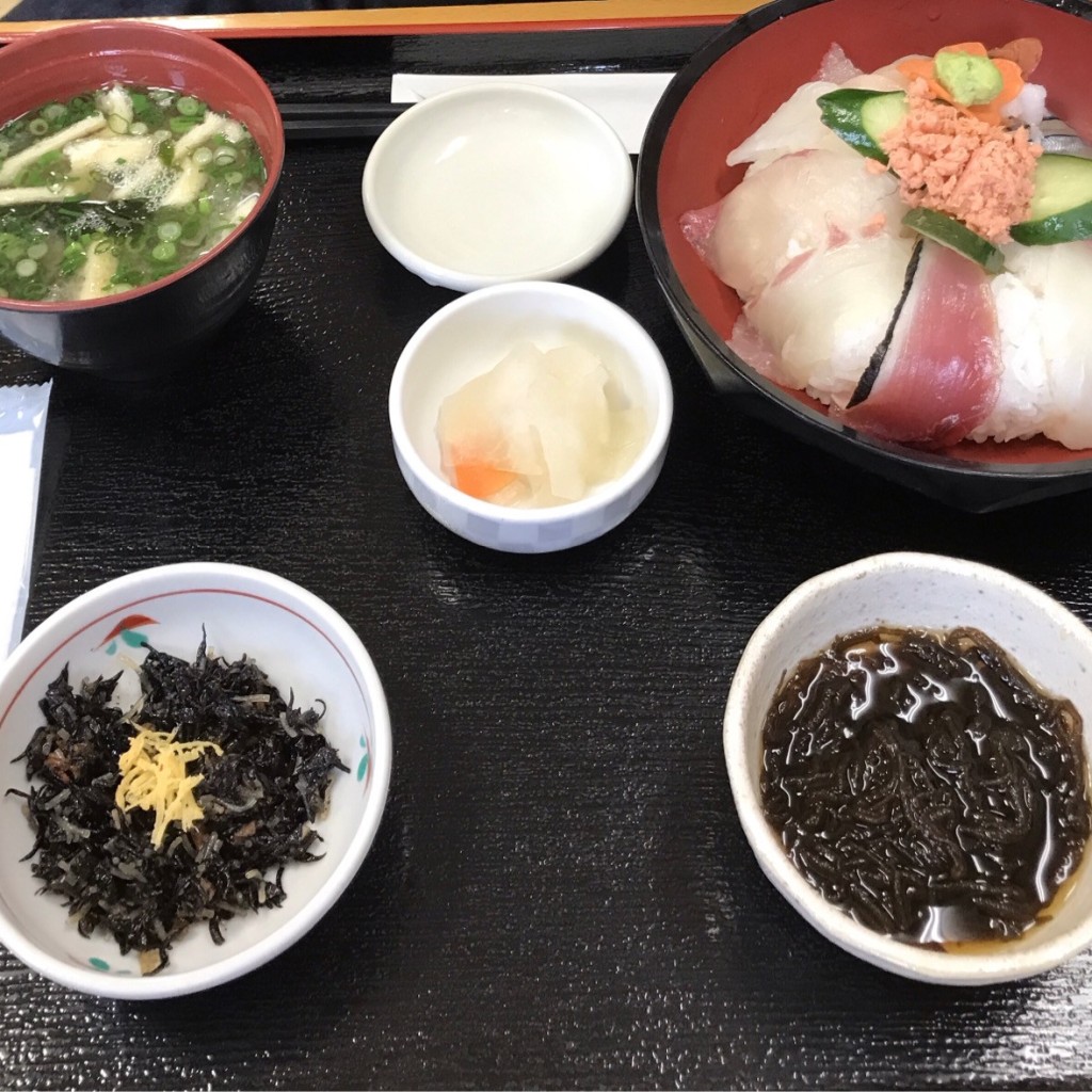 バッドバツまるさんが投稿した晴海町定食屋のお店市場食堂 ぶえんかん/イチバショクドウ ブエンカンの写真