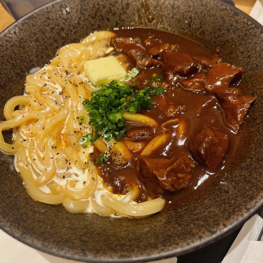 ngttyさんが投稿した新宿うどんのお店山下本気うどん/ヤマシタホンキウドン シンジュクサンチョウメの写真