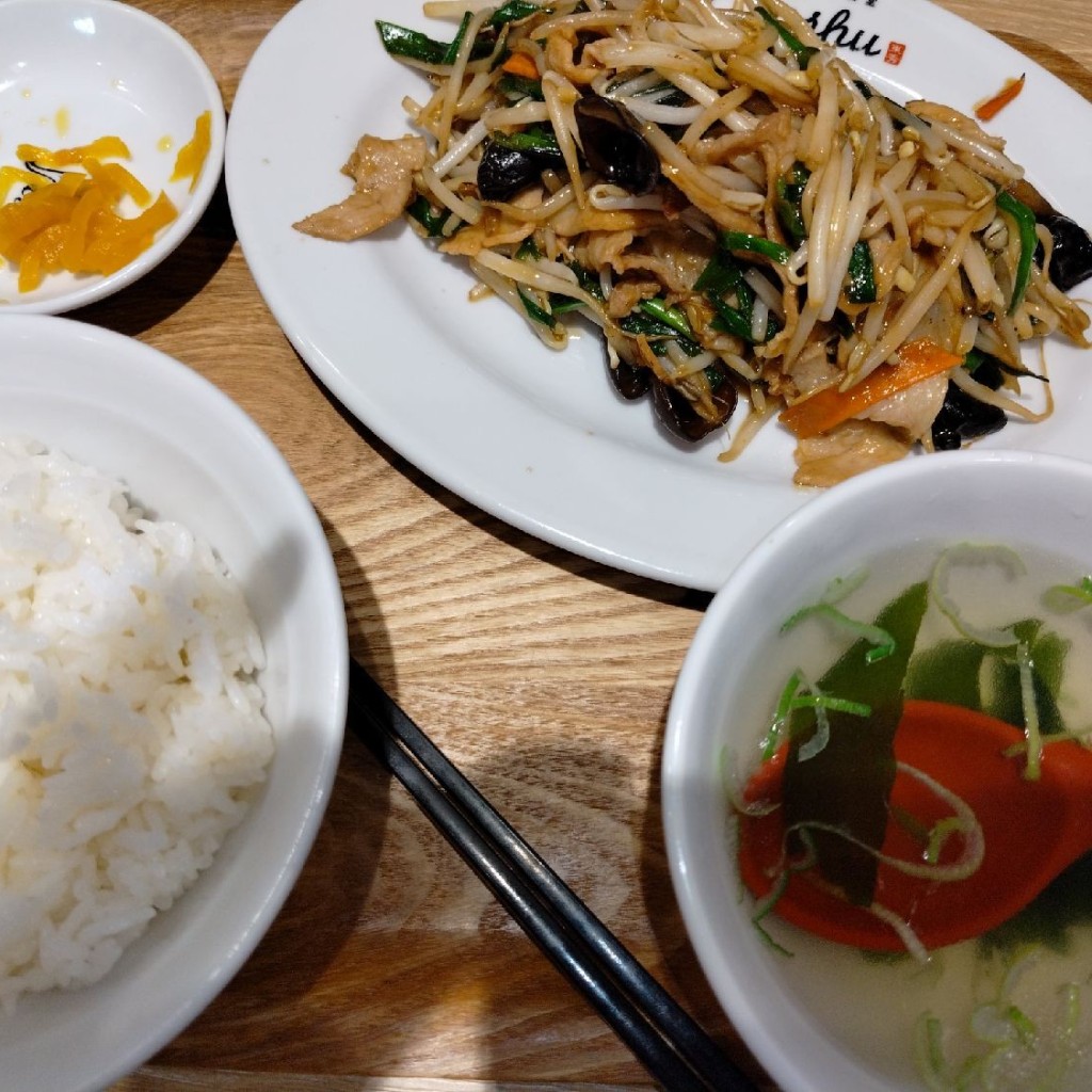ユーザーが投稿したランチ肉ニラ炒め定食の写真 - 実際訪問したユーザーが直接撮影して投稿した生田中華料理れんげ食堂 Toshu 生田店の写真
