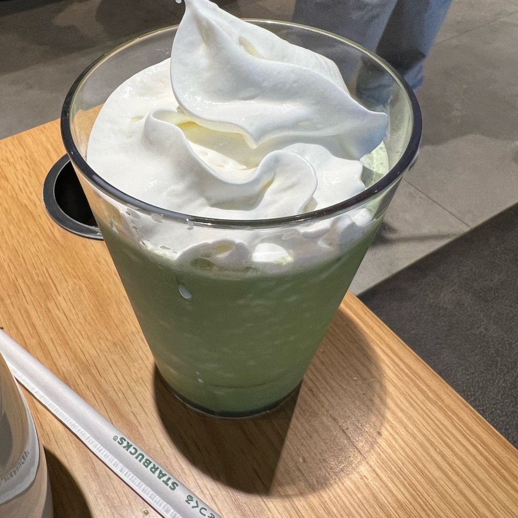 ユーザーが投稿した抹茶クリームフラペチーノの写真 - 実際訪問したユーザーが直接撮影して投稿した戸崎町カフェスターバックスコーヒー イオンモール岡崎3階店の写真