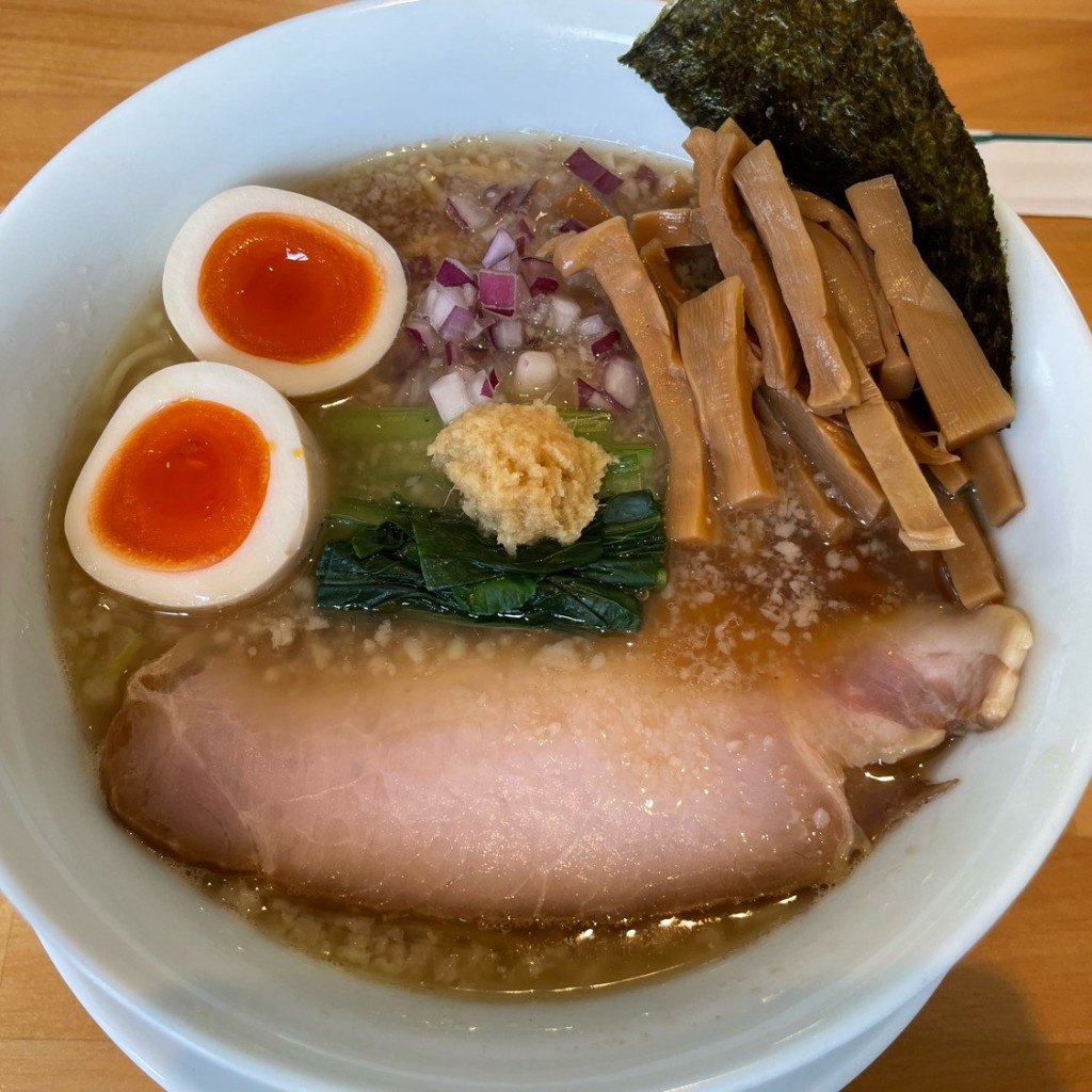 ユーザーが投稿した背脂生姜芳醇煮干し醤油ラーメンの写真 - 実際訪問したユーザーが直接撮影して投稿した赤浜ラーメン専門店自家製ラーメン アイリーの写真