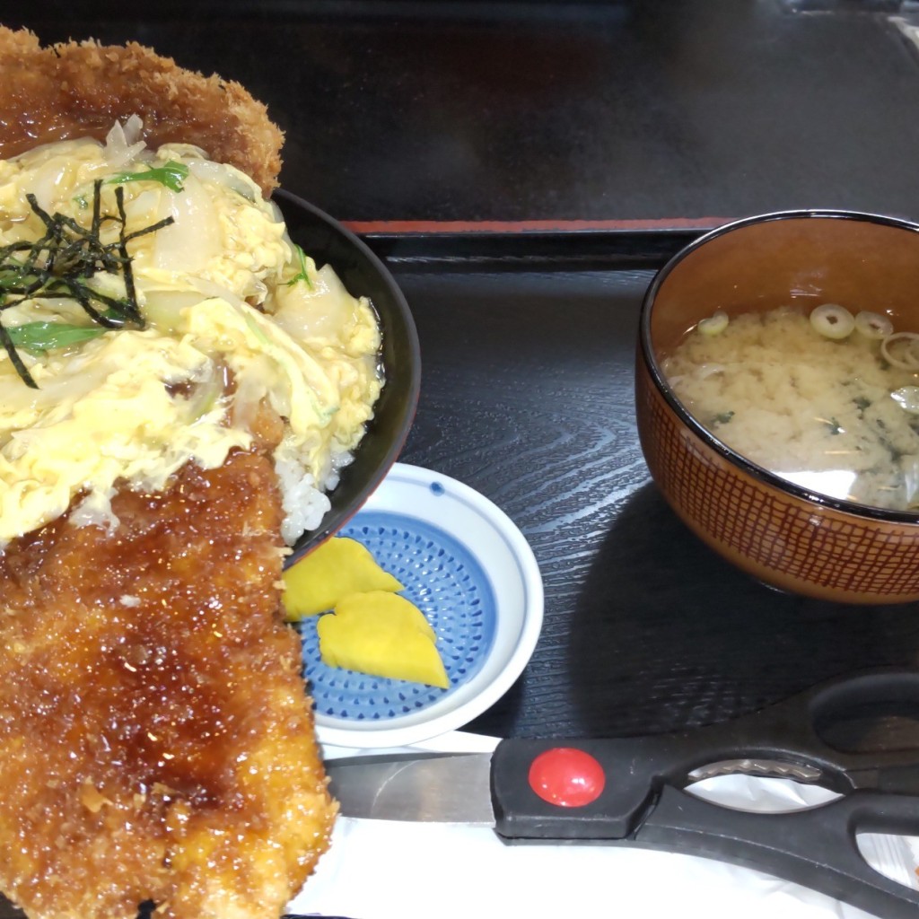 ユーザーが投稿したわらじカツ丼の写真 - 実際訪問したユーザーが直接撮影して投稿した川崎丼ものこだま食堂の写真
