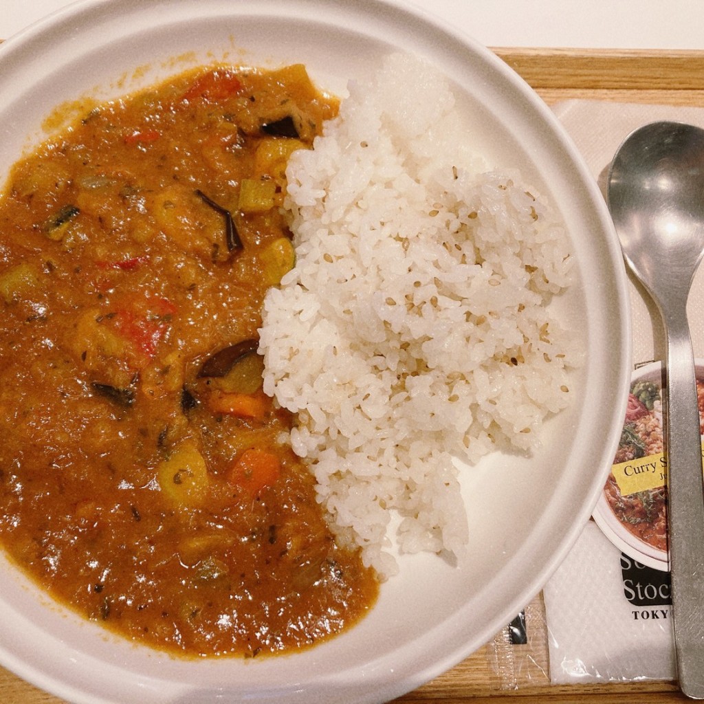 ユーザーが投稿した7種の野菜のラタトゥイユカレーの写真 - 実際訪問したユーザーが直接撮影して投稿した丸の内洋食スープストックトーキョー 丸の内オアゾ店の写真