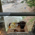 実際訪問したユーザーが直接撮影して投稿した小中野カフェ野外テラス 水の音の写真
