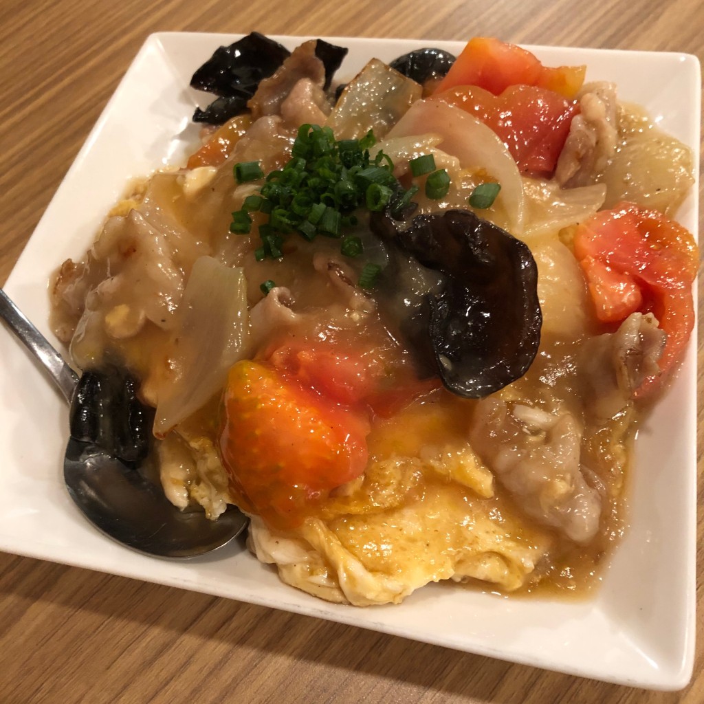 ユーザーが投稿したトマト、卵、豚肉炒めの写真 - 実際訪問したユーザーが直接撮影して投稿した西荻南居酒屋つばめSAKABAの写真