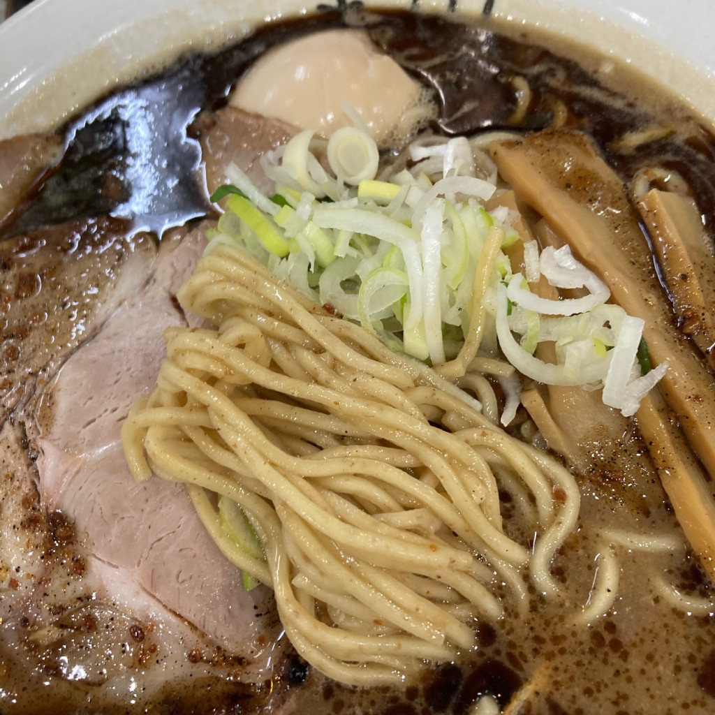 あきへろさんが投稿した高松町ラーメン / つけ麺のお店煮干しらーめん青樹 立川店/ニボシラーメン アオキ タチカワテンの写真