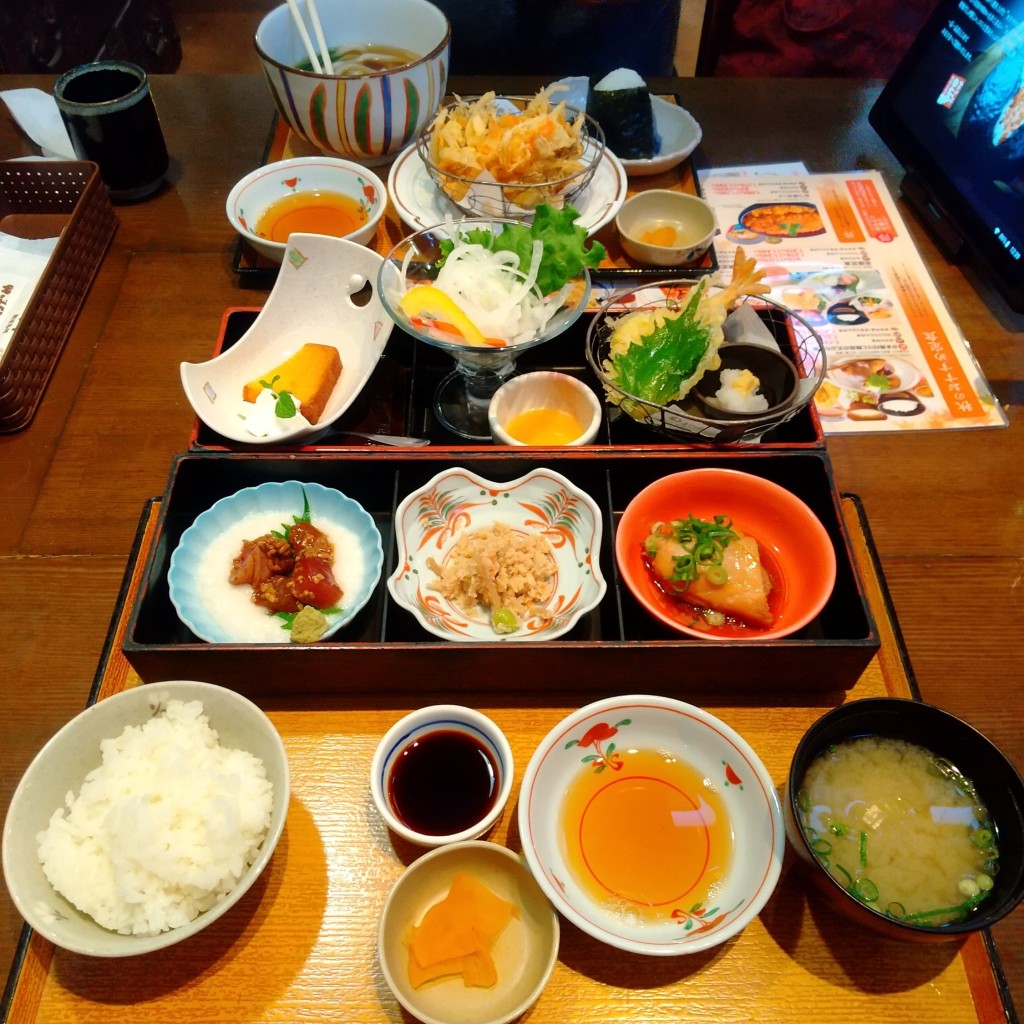 ユーザーが投稿したラーメン定食の写真 - 実際訪問したユーザーが直接撮影して投稿した湯来町大字下カフェルームナンバー イチキュウイチの写真