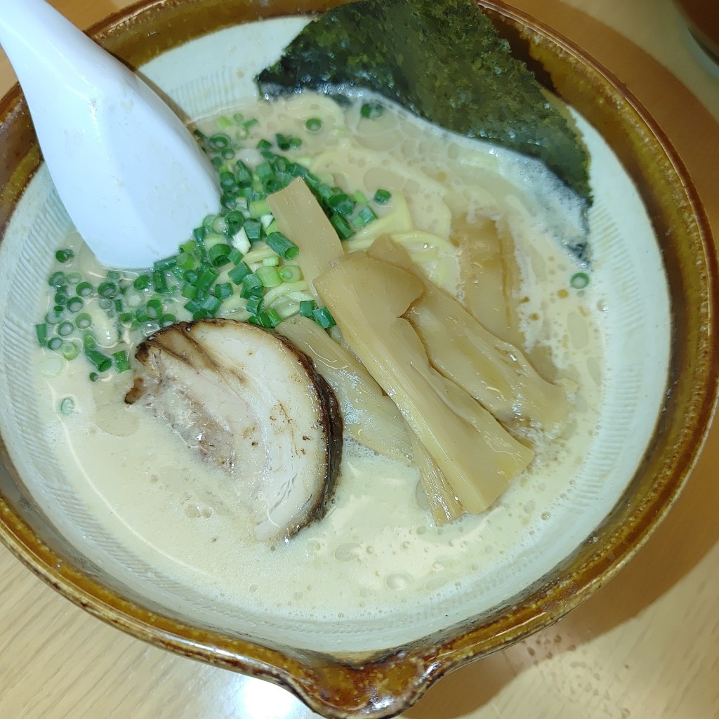 ユーザーが投稿したごまポタージュラーメンの写真 - 実際訪問したユーザーが直接撮影して投稿した千秋町町屋ラーメン専門店担々麺のやひこの写真