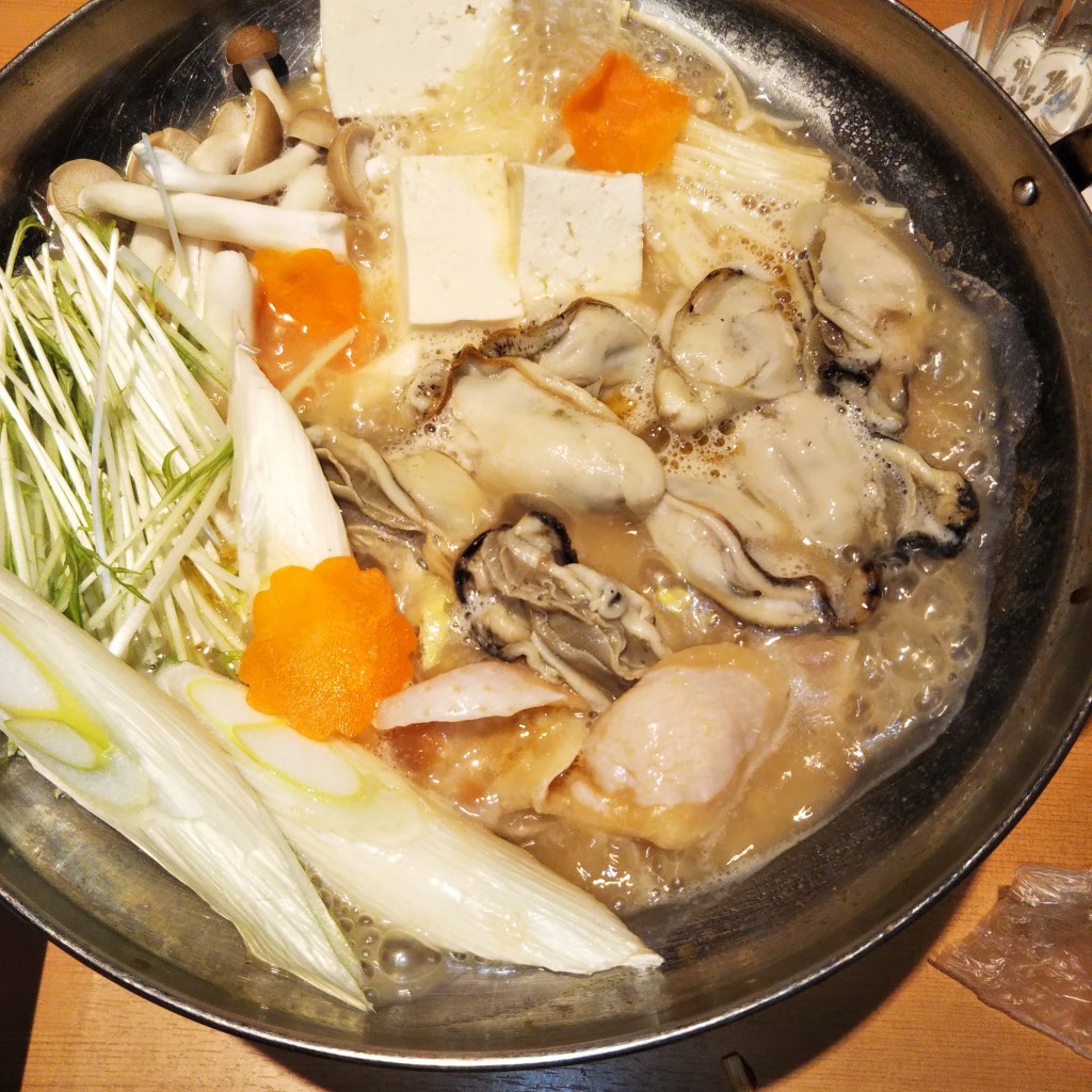 ユーザーが投稿した牡蠣の味噌鍋の写真 - 実際訪問したユーザーが直接撮影して投稿した吉成台居酒屋寧々家 吉成店の写真